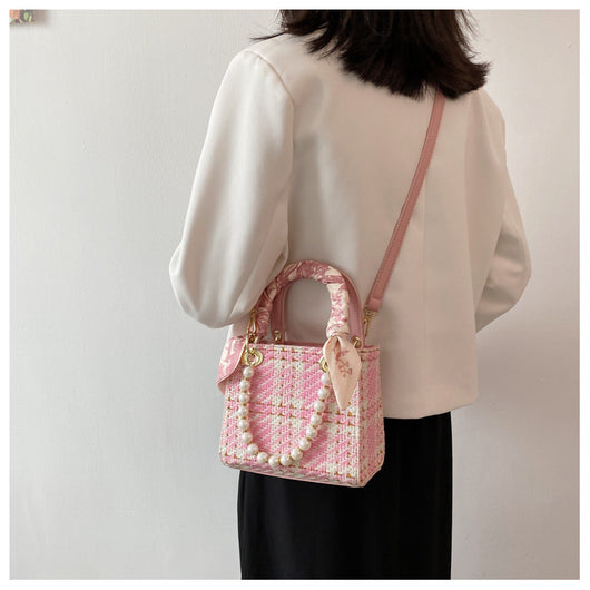 Bolso Diagonal Elegante con Perla y Diseño Asimétrico - Image 18