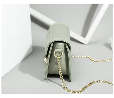 Bolso Mensajero de Cadena Dorada para Mujer - Versátil y Moderno - Image 10