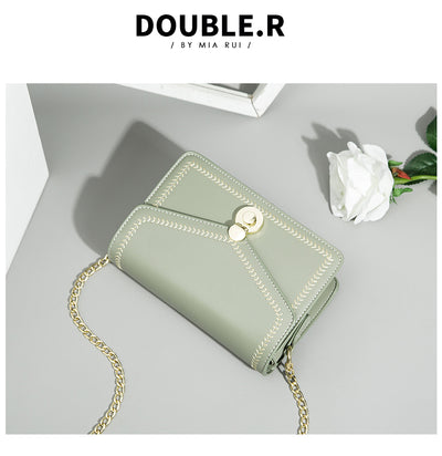 Bolso Mensajero de Cadena Dorada para Mujer - Versátil y Moderno - Image 13