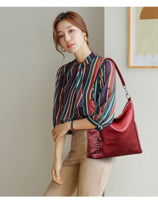 Bolso Mensajero de Cuero Suave con Gran Capacidad para Mujer - Image 12