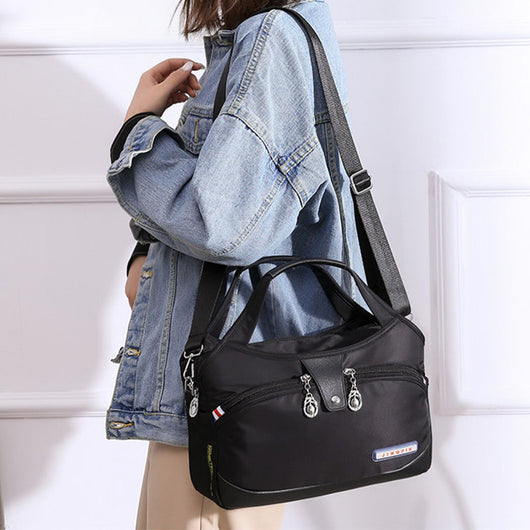 Bolsa Mensajera Impermeable para Mujer - Bolso Crossbody de Diseño Premium - Image 13