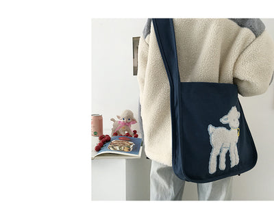 Bolsa Universitaria con Bordado de Oveja - Estilo Campus Desenfadado - Image 10