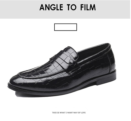 Zapatos Casuales de Cuero para Hombre con Patrón Moderno - Image 19
