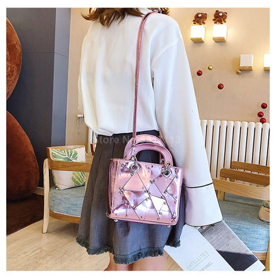 Bolso de Mano con Costuras Remachadas - Image 13