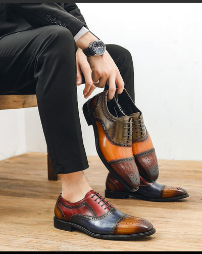 Zapatos de Cuero Genuino con Punta Afilada y Detalles Tallados - Image 13