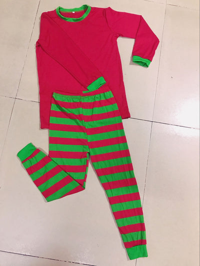 Pijamas Navideños a Rayas para Toda la Familia - Image 11