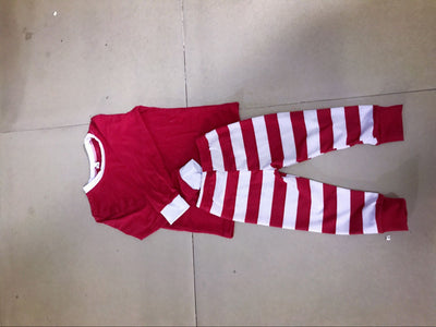 Pijamas Navideños a Rayas para Toda la Familia - Image 12