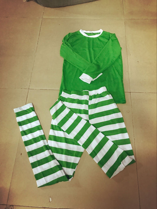 Pijamas Navideños a Rayas para Toda la Familia - Image 14