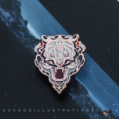 Broche Diseño Tigre Blanco en Metal Plateado - Image 12