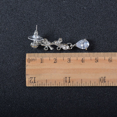 Conjunto de Joyas Nupciales Coreanas con Cristales - Tiara, Aretes y Collar - Image 7