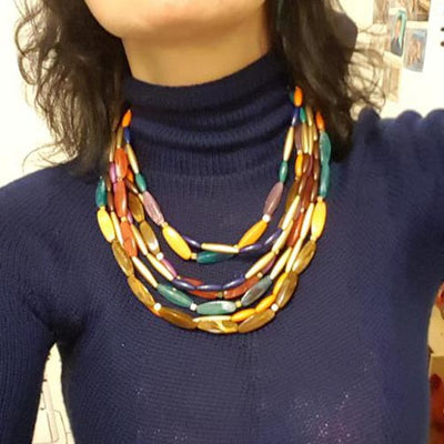Conjunto de Joyas Multicapa con Cuentas de Colores - Image 5