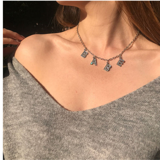 Collar Colgante con Inicial y Diamantes - Image 8