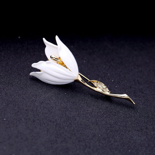 Broche Flor de Lirio en Resina - Diseño Creativo para Mujer - Image 14