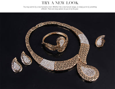 Juego de Accesorios para Vestir Chapado en Oro con Diamantes - Image 7