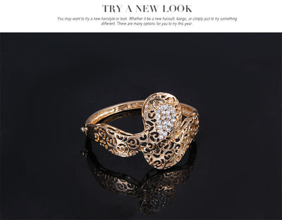 Juego de Accesorios para Vestir Chapado en Oro con Diamantes - Image 9