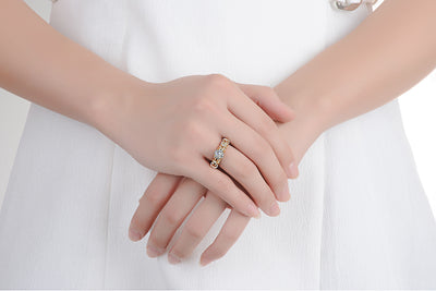 Anillo de Diamante Simulado con Engaste de Cuatro Garras - Image 13