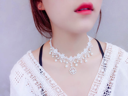Collar de Encaje Blanco con Piedras Preciosas para Mujer - Image 14
