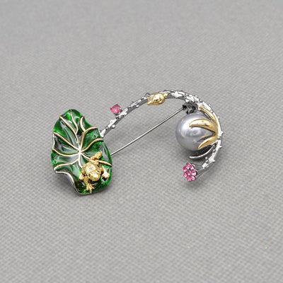 Broche Estanque de Loto con Dos Colgantes de Cadena - Image 9