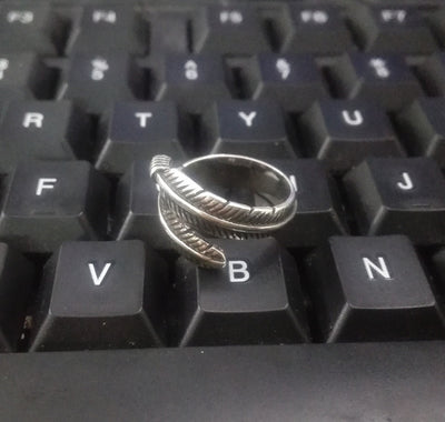 Anillo de Pluma Retro Abierto - Joyería de Moda Europea Personalidad Negra - Image 21