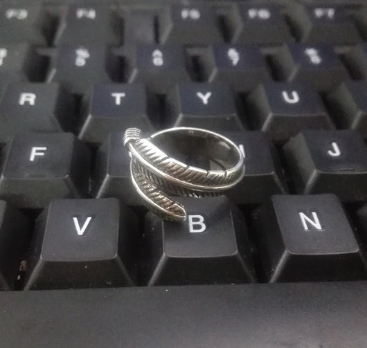 Anillo de Pluma Retro Abierto - Joyería de Moda Europea Personalidad Negra - Image 21