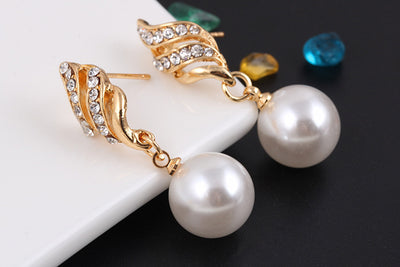 Conjunto de Aretes de Perla con Collar a Juego - Image 8