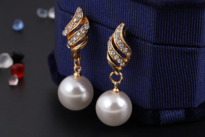 Conjunto de Aretes de Perla con Collar a Juego - Image 9