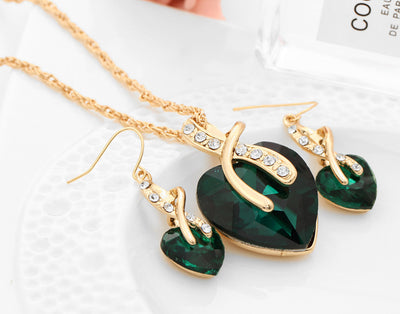 Aretes de Cristal Austriaco Zircón en Forma de Corazón - Image 12