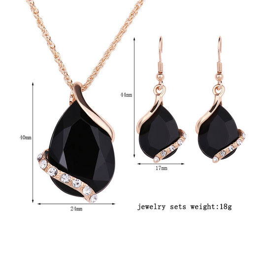 Conjunto de Collar y Aretes Gota de Agua - Image 9