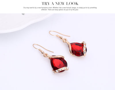 Conjunto de Collar y Aretes Gota de Agua - Image 14