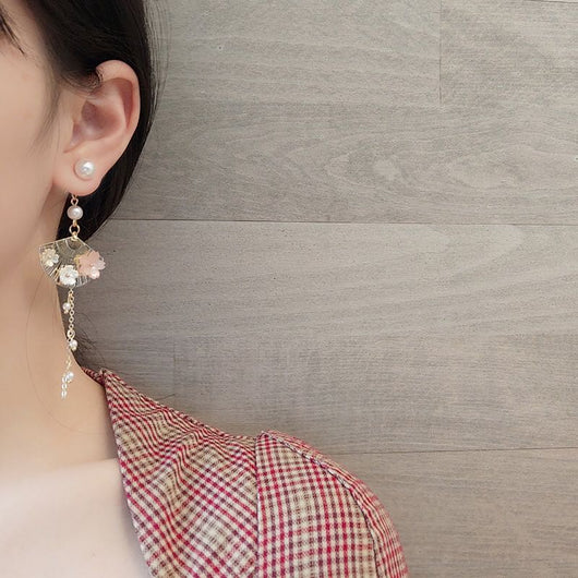 Aretes Asimétricos de Abanico Chino Estilo Vintage - Image 9