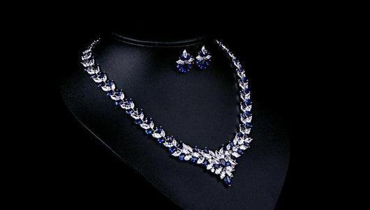 Conjunto de Collar Studs con Flores de Circón - Image 9