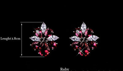 Conjunto de Collar Studs con Flores de Circón - Image 10