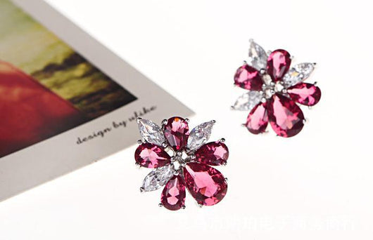 Conjunto de Collar Studs con Flores de Circón - Image 13