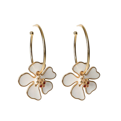 Aretes Circulares de Flores Inspiración Street Style - Image 4