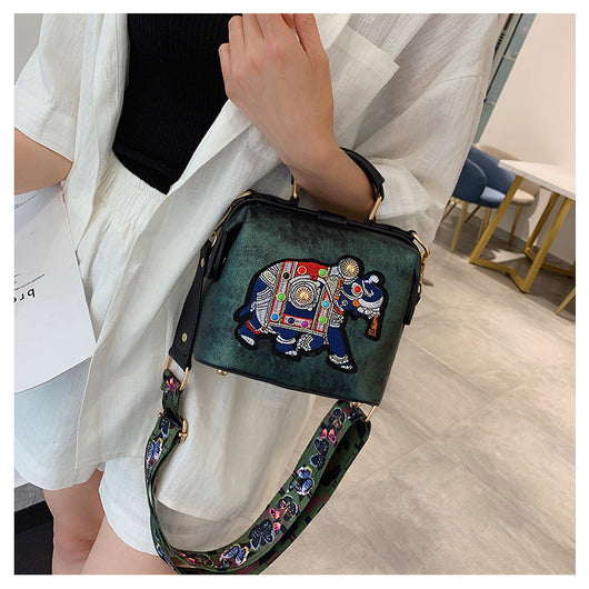 Bolsa de Bordado Exótico de Buena Fortuna - Image 11