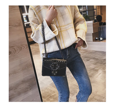 Bolso de Hombro Vintage con Tachuelas - Image 32