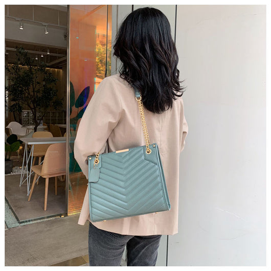 Bolso Mensajero de Cadena para Mujer - Image 8