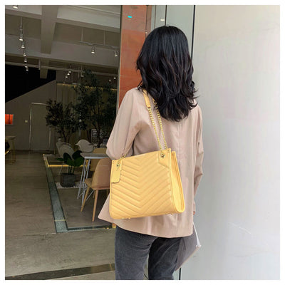 Bolso Mensajero de Cadena para Mujer - Image 15