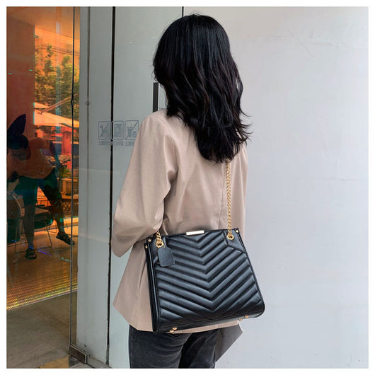 Bolso Mensajero de Cadena para Mujer - Image 17