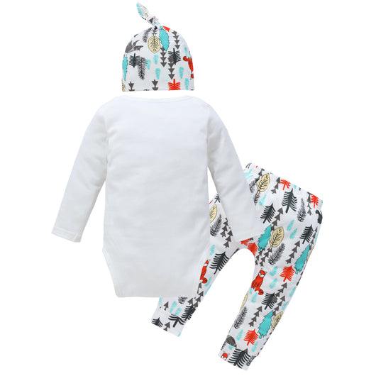 Conjunto Infantil 3 Piezas con Estampado Bosque - Ropa, Pantalones y Gorro - Image 9