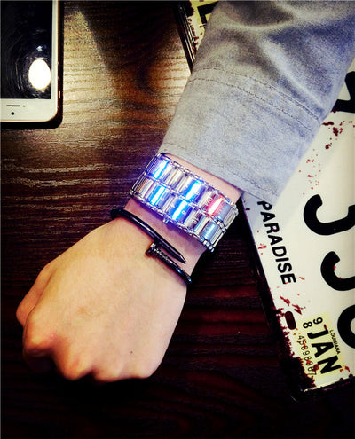 Reloj Digital LED Unisex - Pulsera Electrónica de Pareja Moderna - Image 14