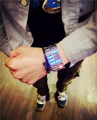 Reloj Digital LED Unisex - Pulsera Electrónica de Pareja Moderna - Image 17