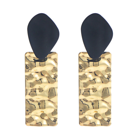 Aretes Metálicos Mate Minimalistas Versátiles - Image 14