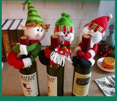 Decoración Navideña Premium: Papá Noel, Botellas de Vino y Champagne para Bar y Comedor - Image 13