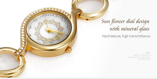 Reloj Pulsera de Diamantes con Esfera Pequeña - Elegancia Moderna - Image 9