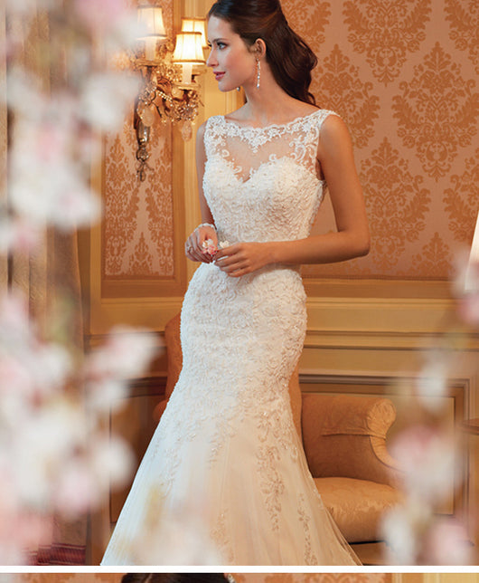 Vestido de Novia Cola de Pez Sin Mangas con Encaje - Image 7