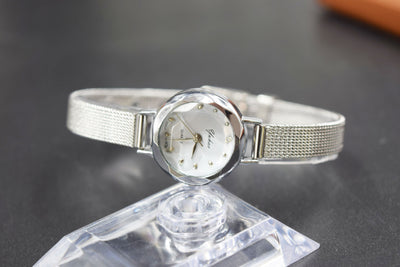 Reloj de Cuarzo Estudiante con Malla Fina y Esfera Pequeña - Image 17