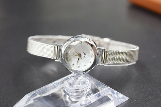 Reloj de Cuarzo Estudiante con Malla Fina y Esfera Pequeña - Image 17