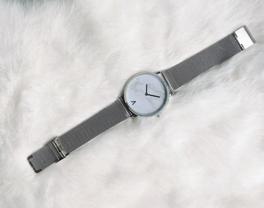 Reloj de cuarzo con pulsera de malla metálica - Image 11