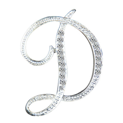 Broche de letra con diamantes - Image 9